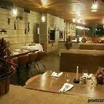 Tri Studnicky - Adult Friendly 4*