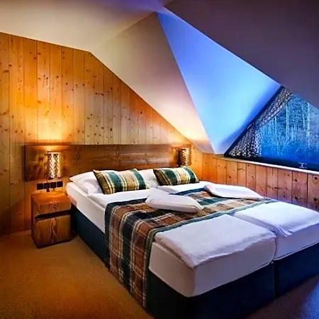Tri Studnicky - Adult Friendly Hotel 4*