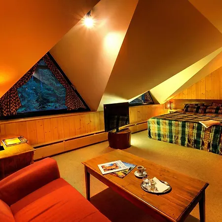 Hotel Tri Studnicky - Adult Friendly 4*