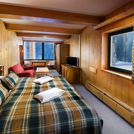 Hotel Tri Studnicky - Adult Friendly 4*